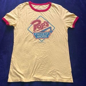 Riverdale Pop’s Chock’Lit Shoppe T-shirt - S